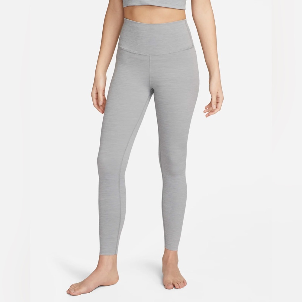 NWT Nike Yoga Legging